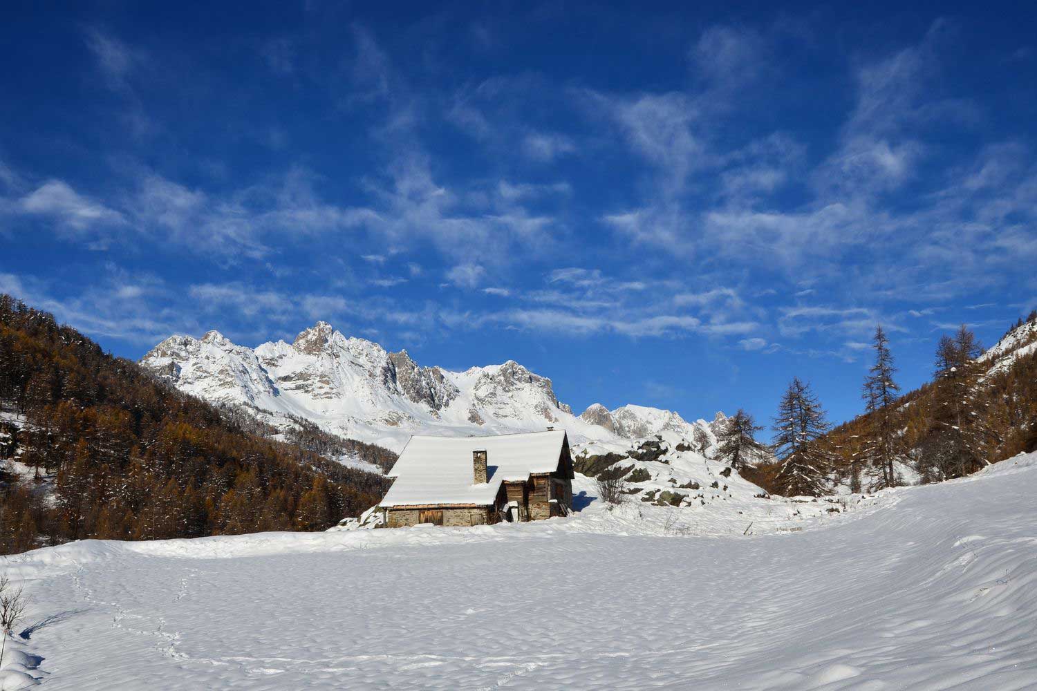 Haute Vallée de la Clarée enneigée 